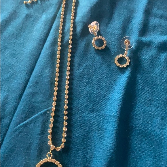 Fashion jewelry - Picture 3 of 3